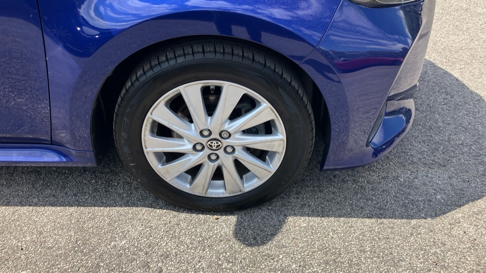 Toyota Yaris 1.5 Hybrid Icon 5dr CVT Hybrid Hatchback - Image 54