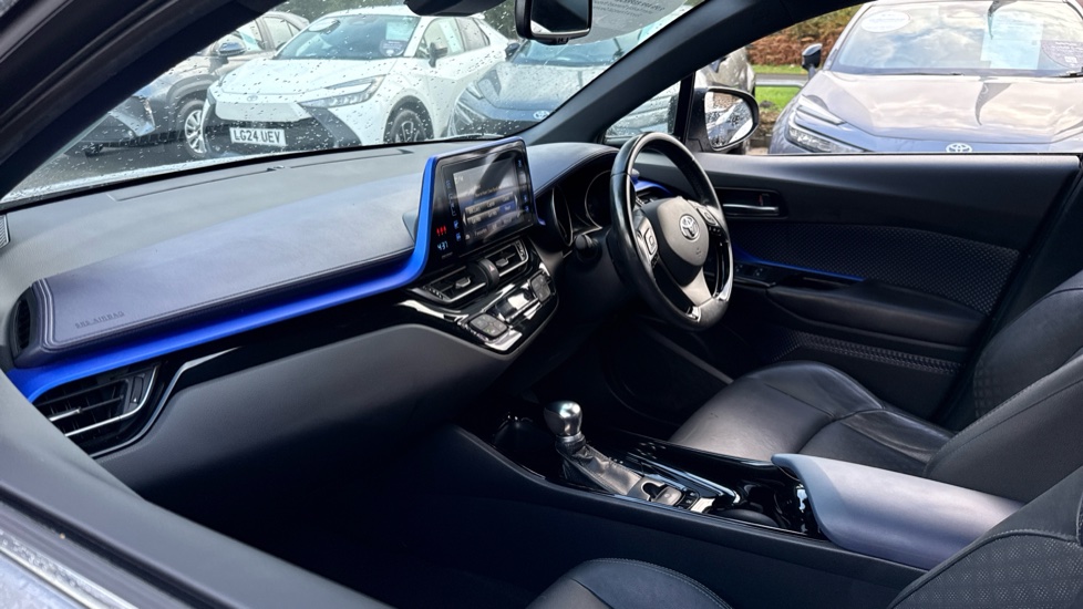 Toyota C-HR 1.8 Hybrid Dynamic 5dr CVT Hybrid Hatchback - Image 65