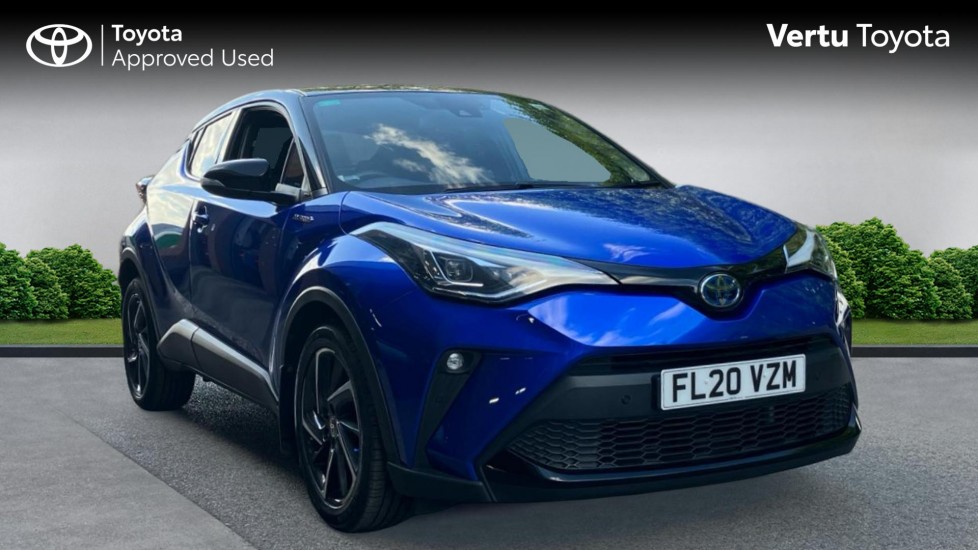 Toyota C-HR 1.8 Hybrid Dynamic 5dr CVT Hybrid Hatchback - Image 1