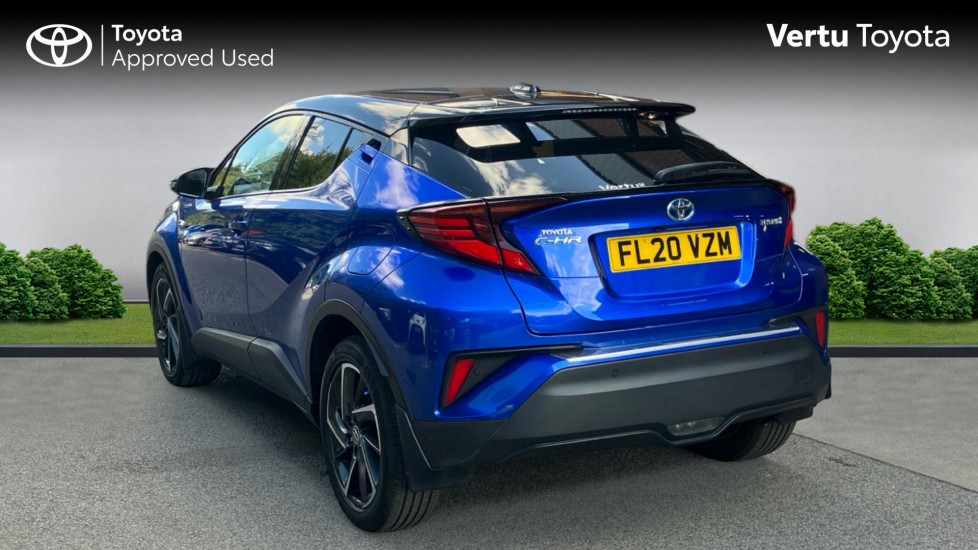 Toyota C-HR 1.8 Hybrid Dynamic 5dr CVT Hybrid Hatchback - Image 4
