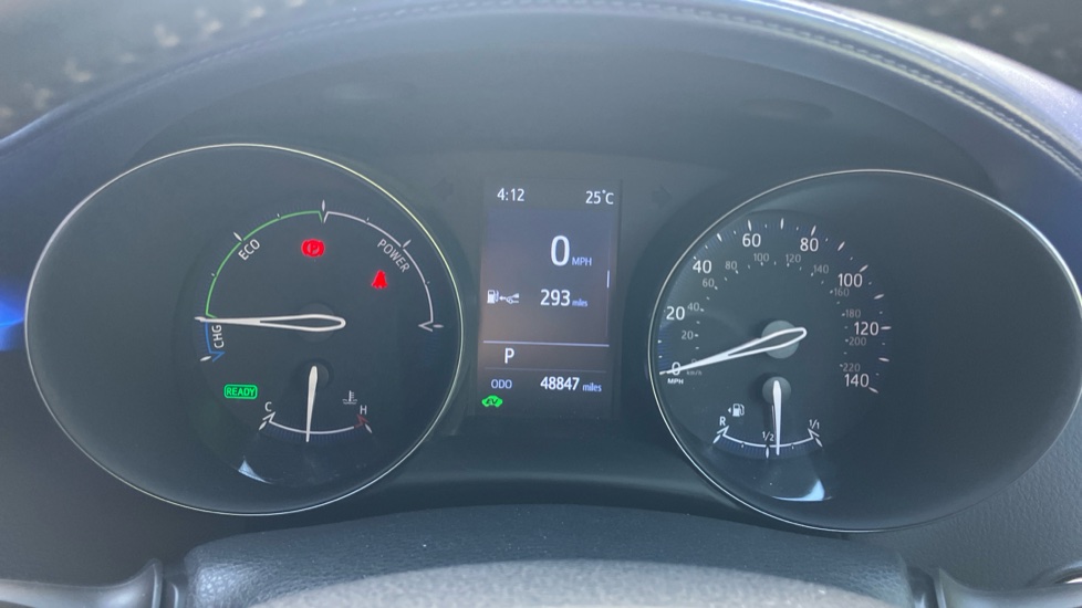 Toyota C-HR 1.8 Hybrid Dynamic 5dr CVT Hybrid Hatchback - Image 11