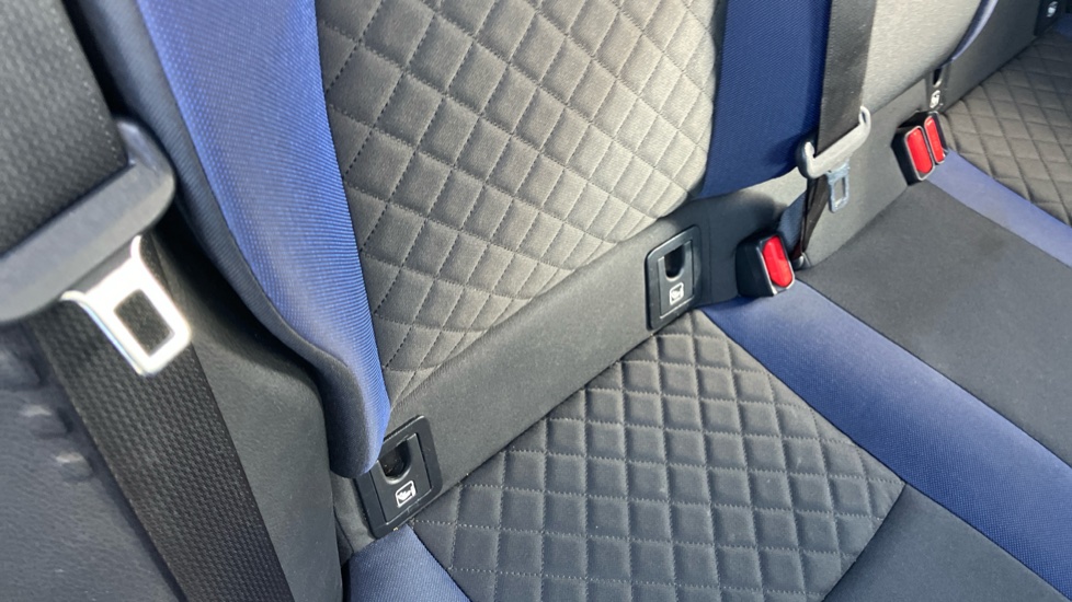 Toyota C-HR 1.8 Hybrid Dynamic 5dr CVT Hybrid Hatchback - Image 14