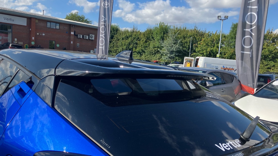 Toyota C-HR 1.8 Hybrid Dynamic 5dr CVT Hybrid Hatchback - Image 46