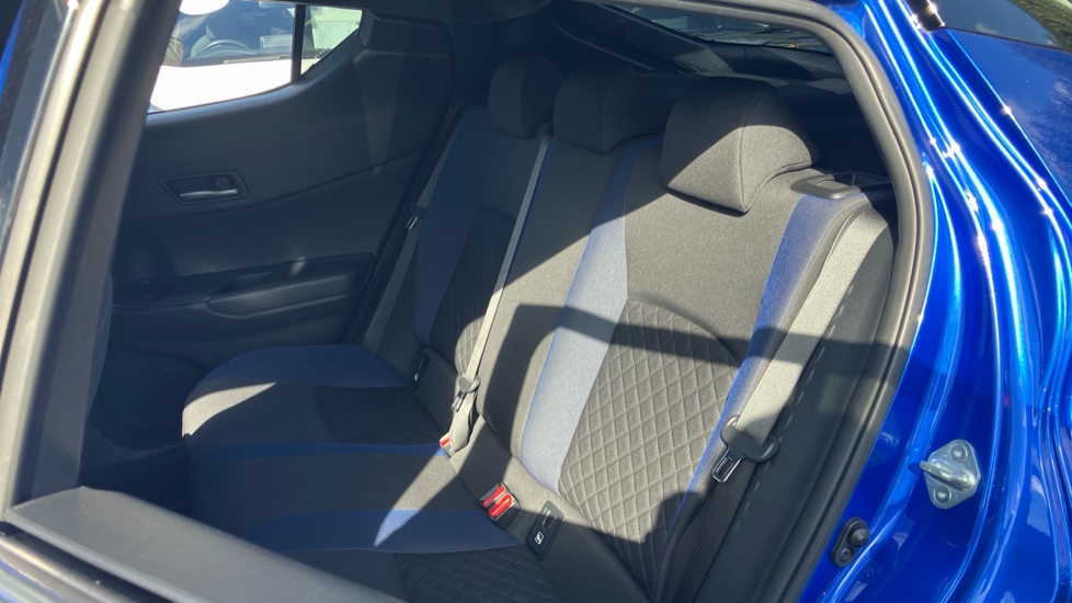 Toyota C-HR 1.8 Hybrid Dynamic 5dr CVT Hybrid Hatchback - Image 65