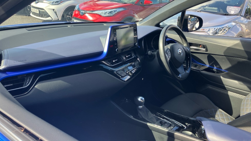 Toyota C-HR 1.8 Hybrid Dynamic 5dr CVT Hybrid Hatchback - Image 67