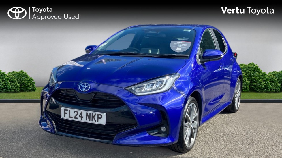 Toyota Yaris 1.5 Hybrid Excel 5dr CVT Hybrid Hatchback - Image 3