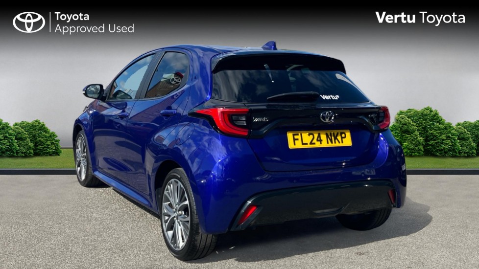 Toyota Yaris 1.5 Hybrid Excel 5dr CVT Hybrid Hatchback - Image 4