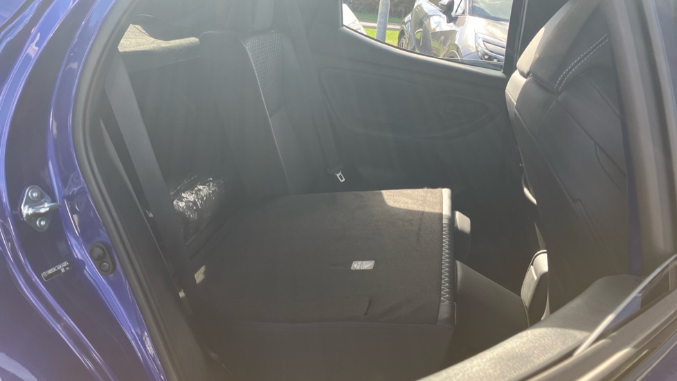 Toyota Yaris 1.5 Hybrid Excel 5dr CVT Hybrid Hatchback - Image 18