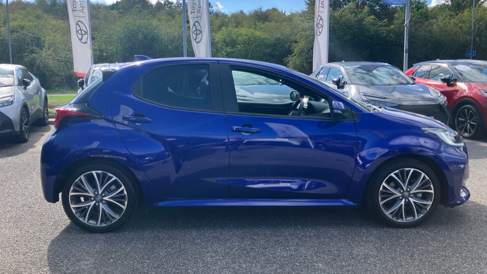Toyota Yaris 1.5 Hybrid Excel 5dr CVT Hybrid Hatchback - Image 23