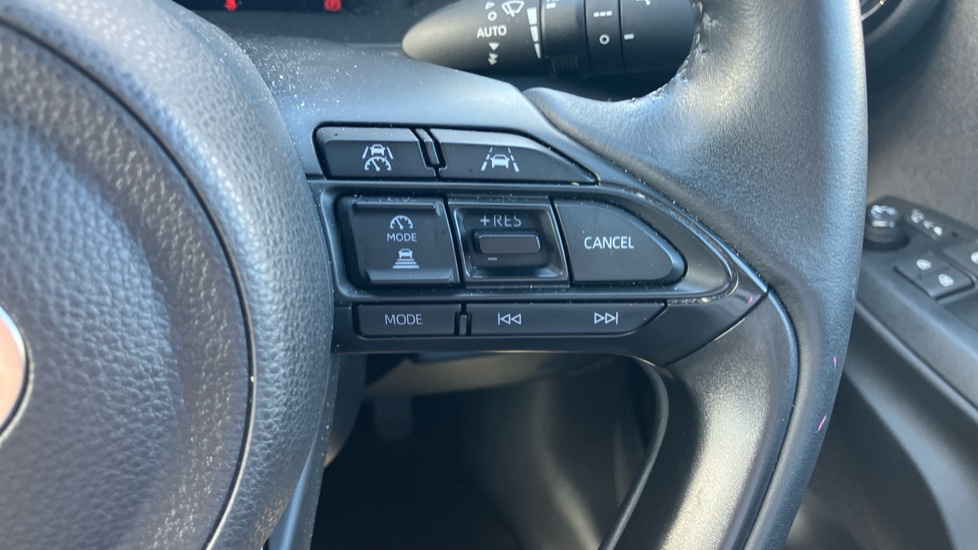 Toyota Yaris 1.5 Hybrid Excel 5dr CVT Hybrid Hatchback - Image 32