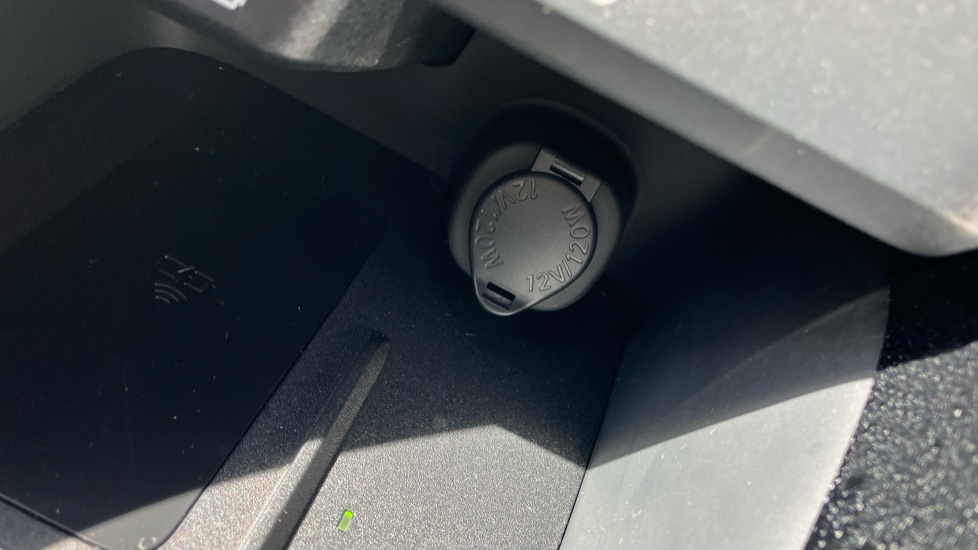 Toyota Yaris 1.5 Hybrid Excel 5dr CVT Hybrid Hatchback - Image 41