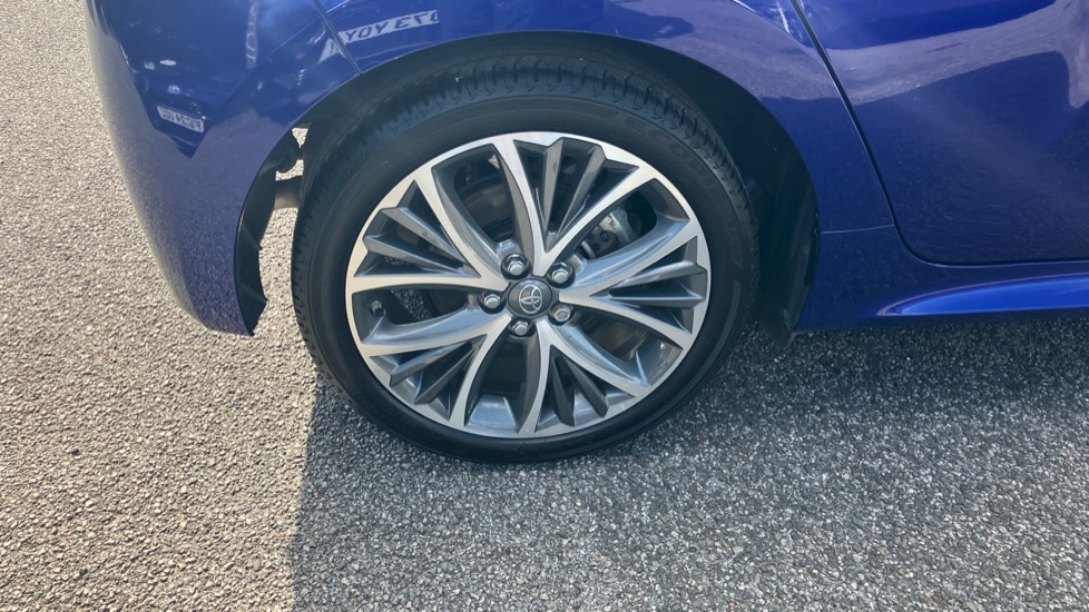 Toyota Yaris 1.5 Hybrid Excel 5dr CVT Hybrid Hatchback - Image 57