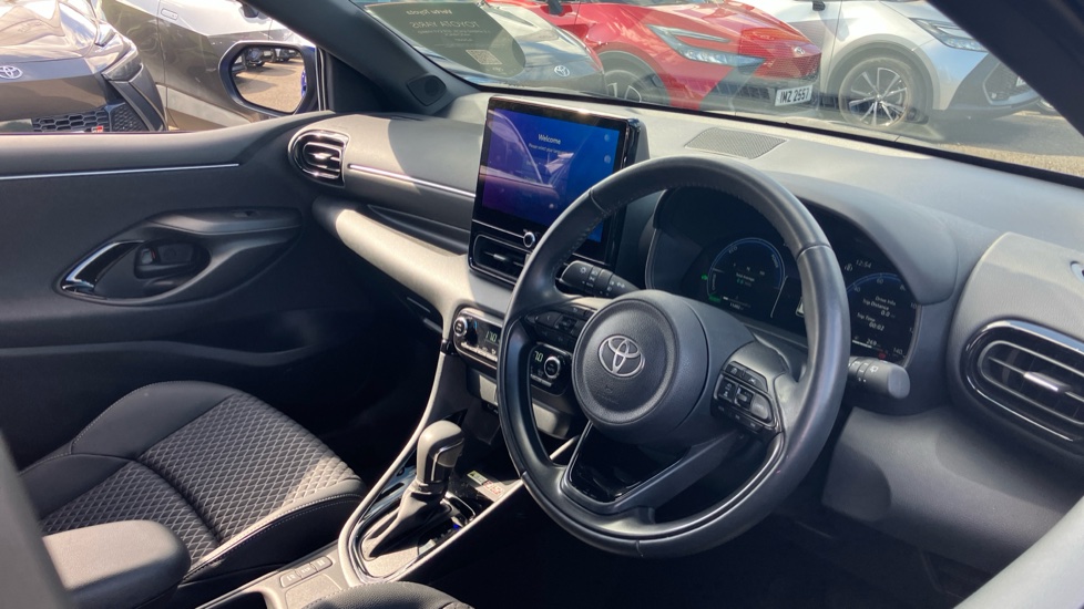 Toyota Yaris 1.5 Hybrid Excel 5dr CVT Hybrid Hatchback - Image 62