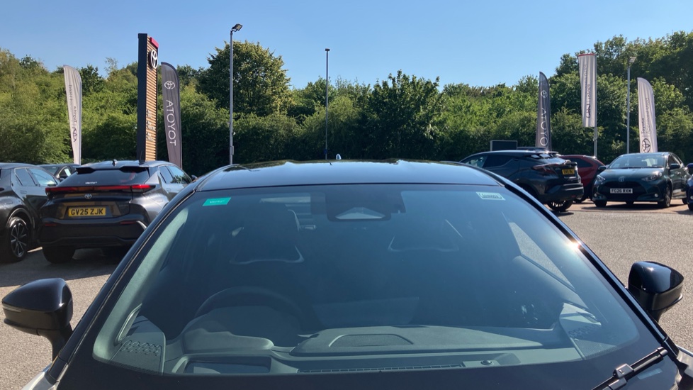 Toyota C-HR 2.0 PHEV GR Sport 5dr CVT Hatchback - Image 29