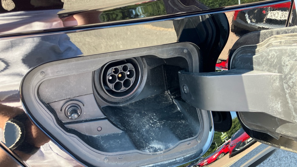 Toyota C-HR 2.0 PHEV GR Sport 5dr CVT Hatchback - Image 35