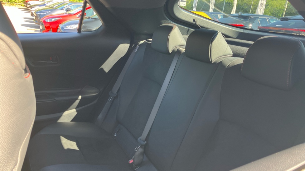 Toyota C-HR 2.0 PHEV GR Sport 5dr CVT Hatchback - Image 47