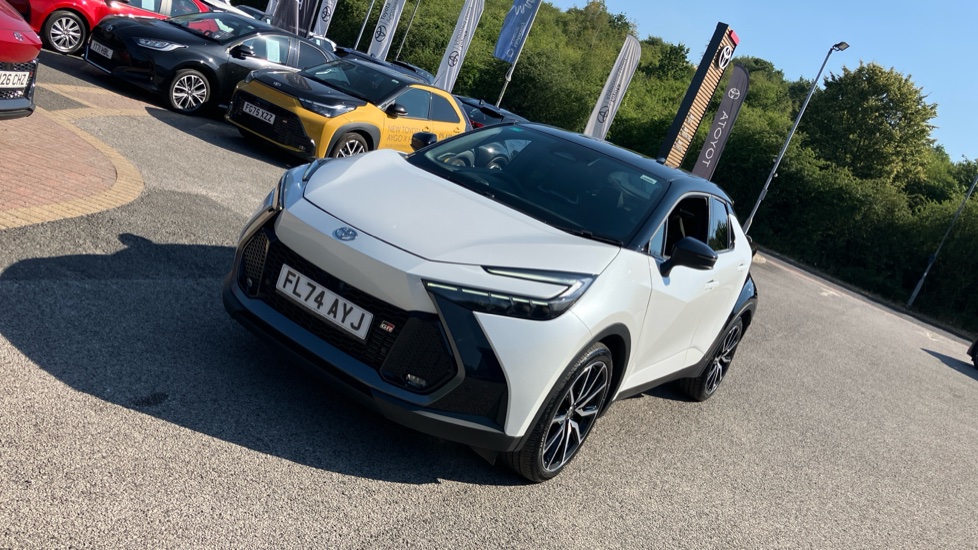 Toyota C-HR 2.0 PHEV GR Sport 5dr CVT Hatchback - Image 56