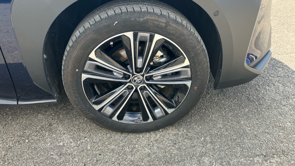 Toyota bZ4X 160kW Vision 71.4kWh 5dr Auto AWD Electric Hatchback - Image 63