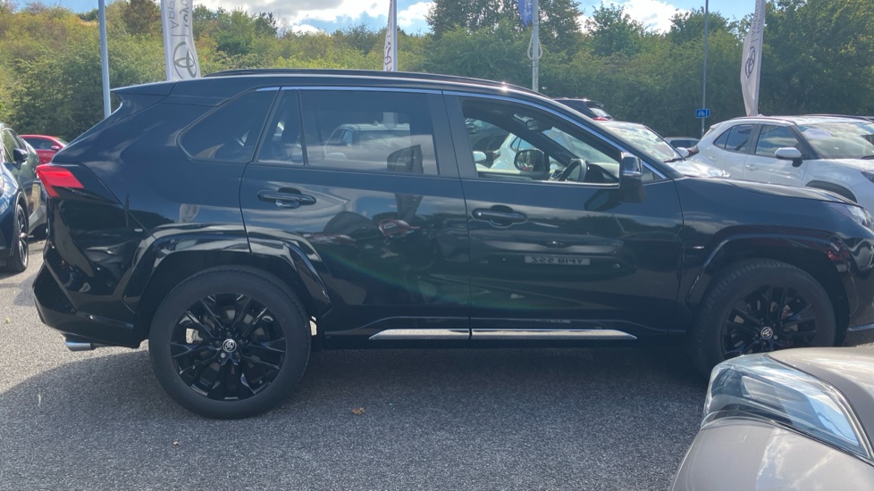 Toyota RAV4 2.5 VVT-i Hybrid Black Edition 5dr CVT 2WD Hybrid Estate - Image 23