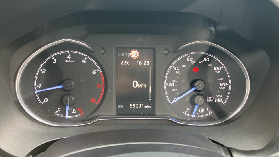 Toyota Yaris 1.5 VVT-i Y20 5dr [Bi-tone] Petrol Hatchback - Image 11