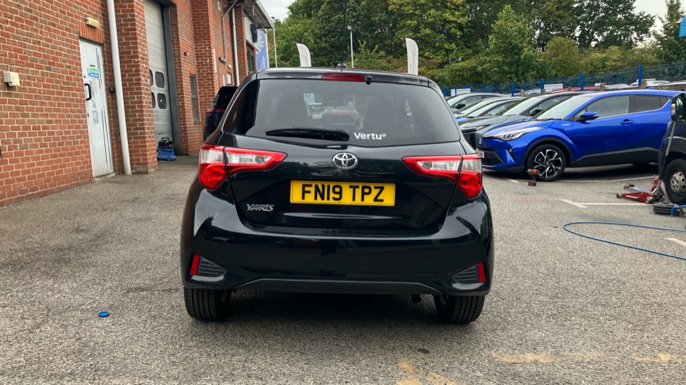 Toyota Yaris 1.5 VVT-i Y20 5dr [Bi-tone] Petrol Hatchback - Image 26