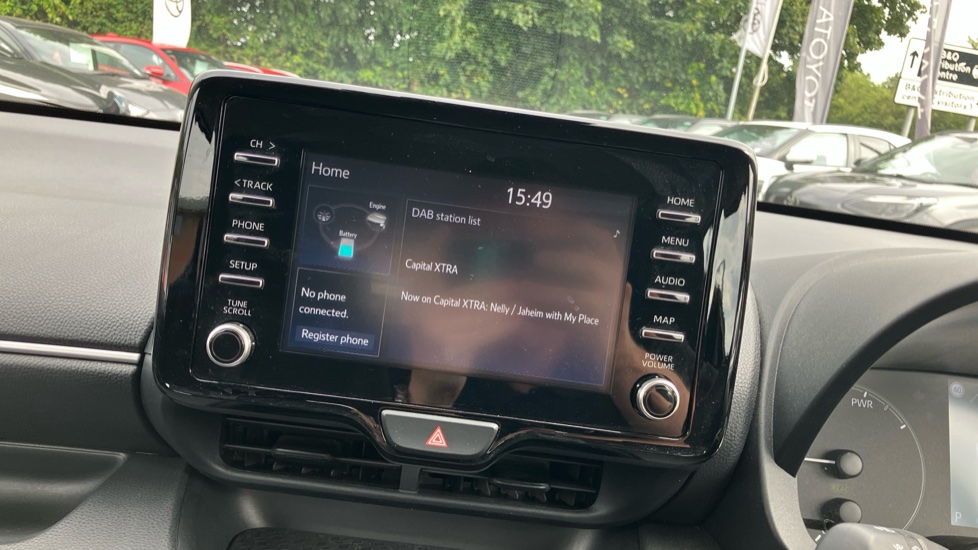 Toyota Yaris 1.5 Hybrid Icon 5dr CVT Hybrid Hatchback - Image 9