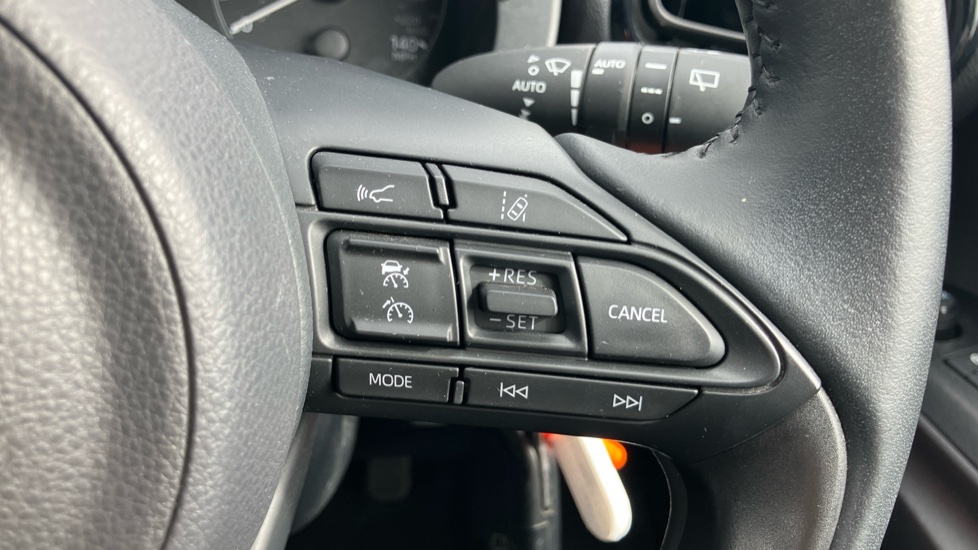 Toyota Yaris 1.5 Hybrid Icon 5dr CVT Hybrid Hatchback - Image 32