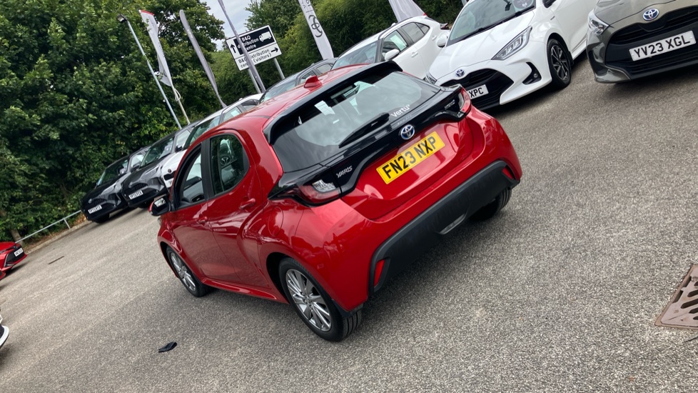Toyota Yaris 1.5 Hybrid Icon 5dr CVT Hybrid Hatchback - Image 52