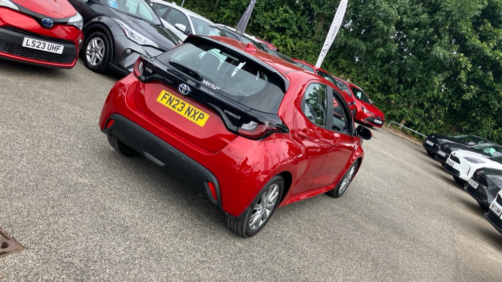 Toyota Yaris 1.5 Hybrid Icon 5dr CVT Hybrid Hatchback - Image 53