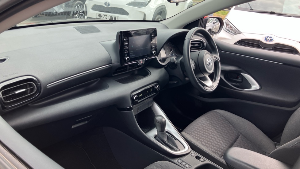 Toyota Yaris 1.5 Hybrid Icon 5dr CVT Hybrid Hatchback - Image 63