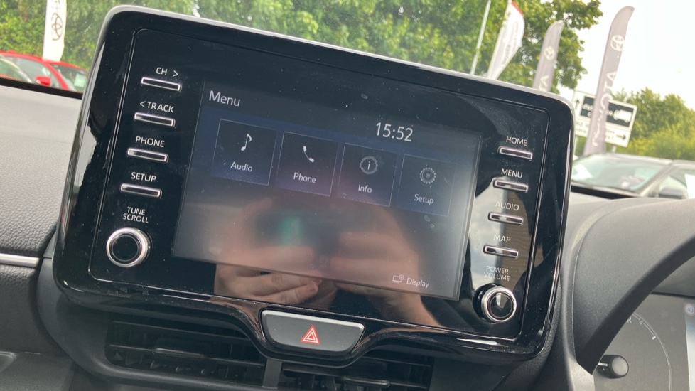 Toyota Yaris 1.5 Hybrid Icon 5dr CVT Hybrid Hatchback - Image 67