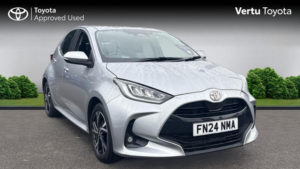 Toyota Yaris 1.5 Hybrid Design 5dr CVT Hybrid Hatchback - Image 1