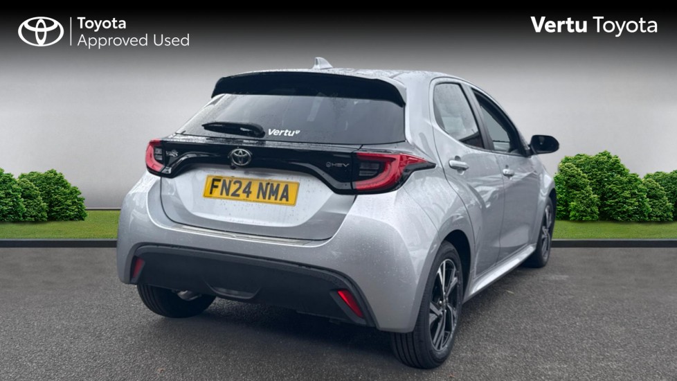 Toyota Yaris 1.5 Hybrid Design 5dr CVT Hybrid Hatchback - Image 2