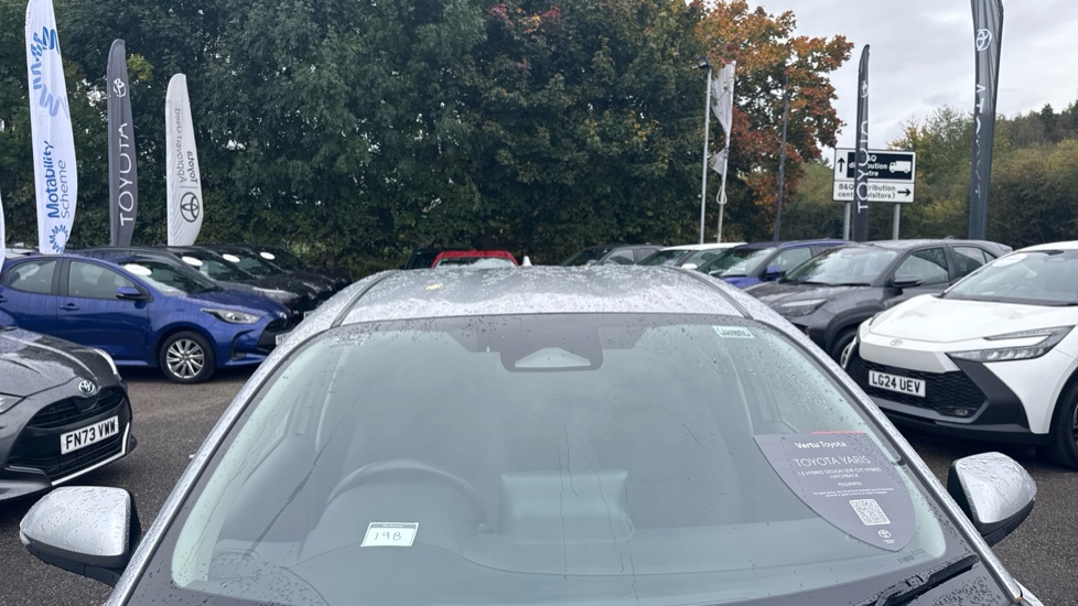 Toyota Yaris 1.5 Hybrid Design 5dr CVT Hybrid Hatchback - Image 29