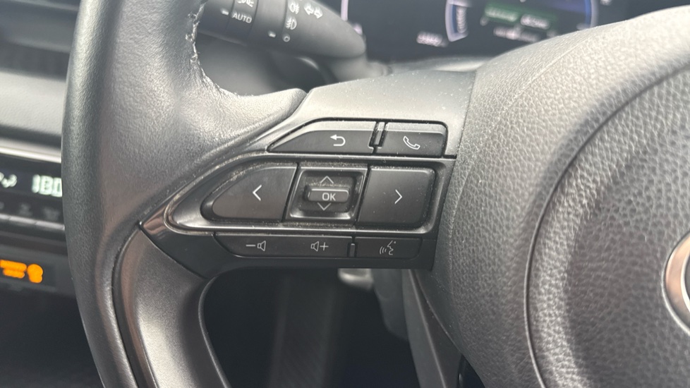 Toyota Yaris 1.5 Hybrid Design 5dr CVT Hybrid Hatchback - Image 40
