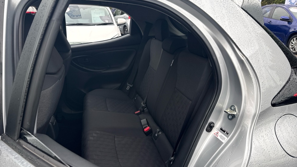 Toyota Yaris 1.5 Hybrid Design 5dr CVT Hybrid Hatchback - Image 61