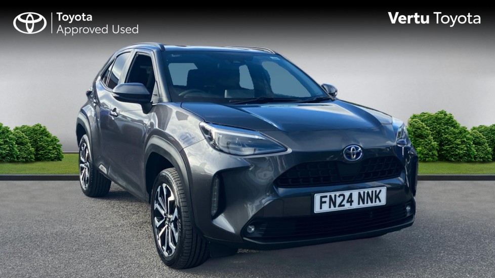 Toyota Yaris Cross 1.5 Hybrid Design 5dr CVT Hybrid Estate - Image 1