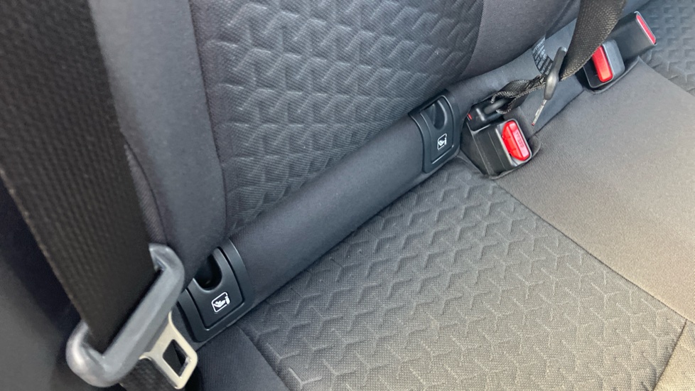 Toyota Yaris Cross 1.5 Hybrid Design 5dr CVT Hybrid Estate - Image 14