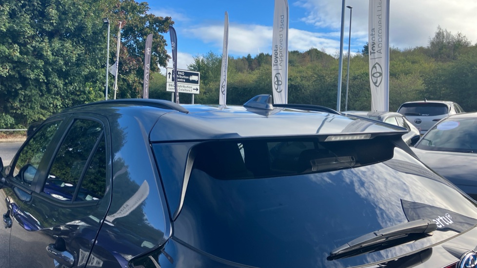 Toyota Yaris Cross 1.5 Hybrid Design 5dr CVT Hybrid Estate - Image 34