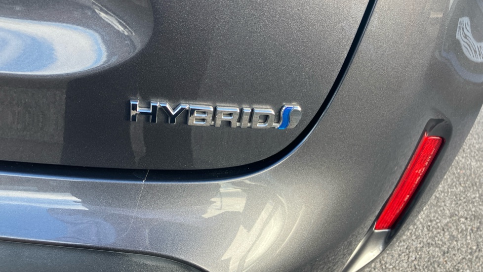 Toyota Yaris Cross 1.5 Hybrid Design 5dr CVT Hybrid Estate - Image 59