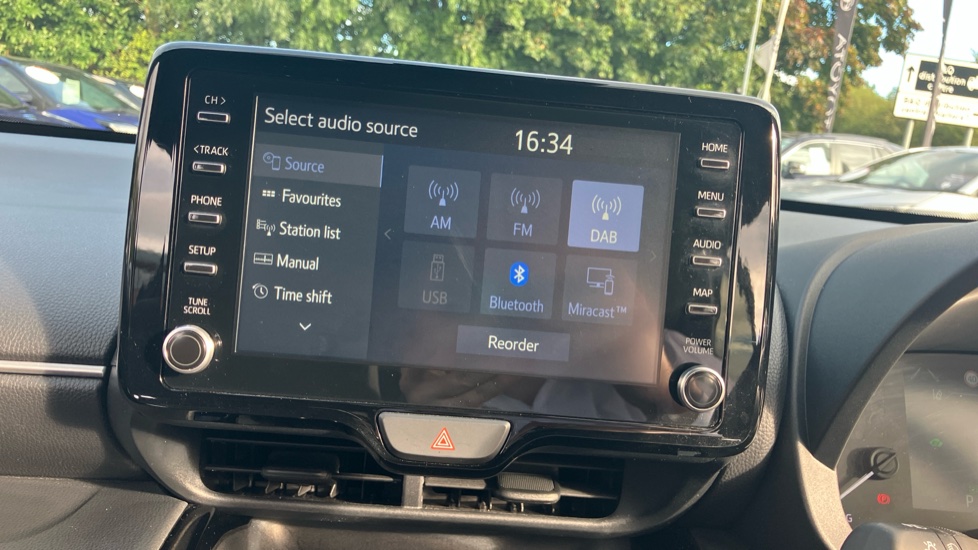 Toyota Yaris Cross 1.5 Hybrid Design 5dr CVT Hybrid Estate - Image 72