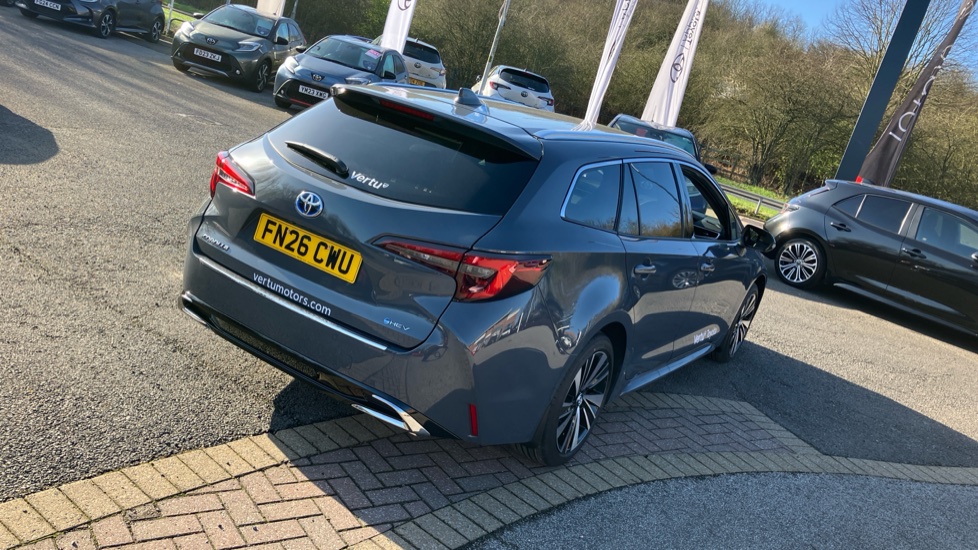 Toyota Corolla 1.8 Hybrid Design 5dr CVT Hybrid Estate - Image 31