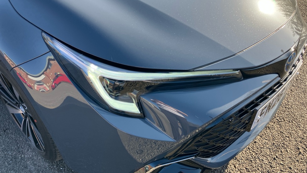 Toyota Corolla 1.8 Hybrid Design 5dr CVT Hybrid Estate - Image 32