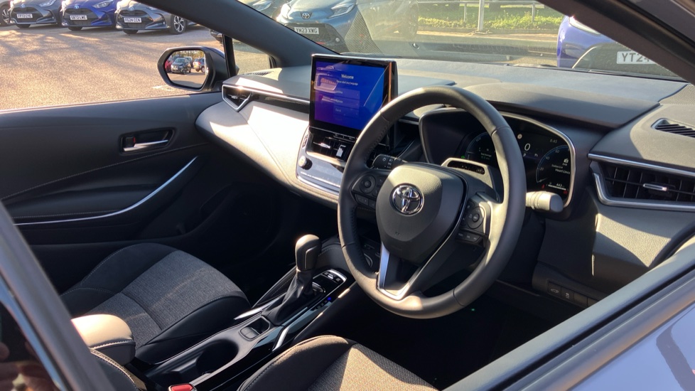 Toyota Corolla 1.8 Hybrid Design 5dr CVT Hybrid Estate - Image 40