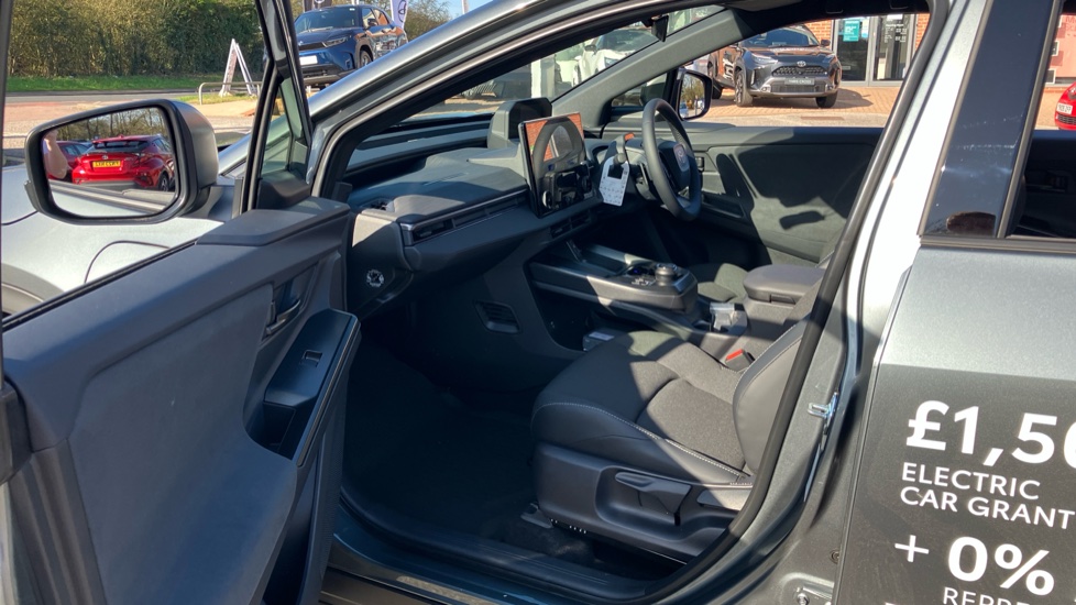 Toyota C-HR+ 165kW Design 77kWh 5dr Auto Electric Hatchback - Image 10