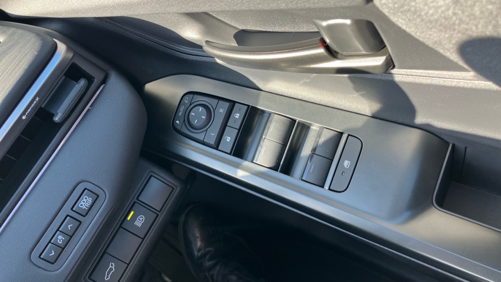 Toyota C-HR+ 165kW Design 77kWh 5dr Auto Electric Hatchback - Image 41