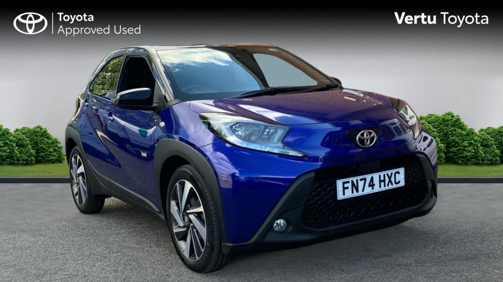 Toyota Aygo X 1.0 VVT-i Edge 5dr Petrol Hatchback - Image 1