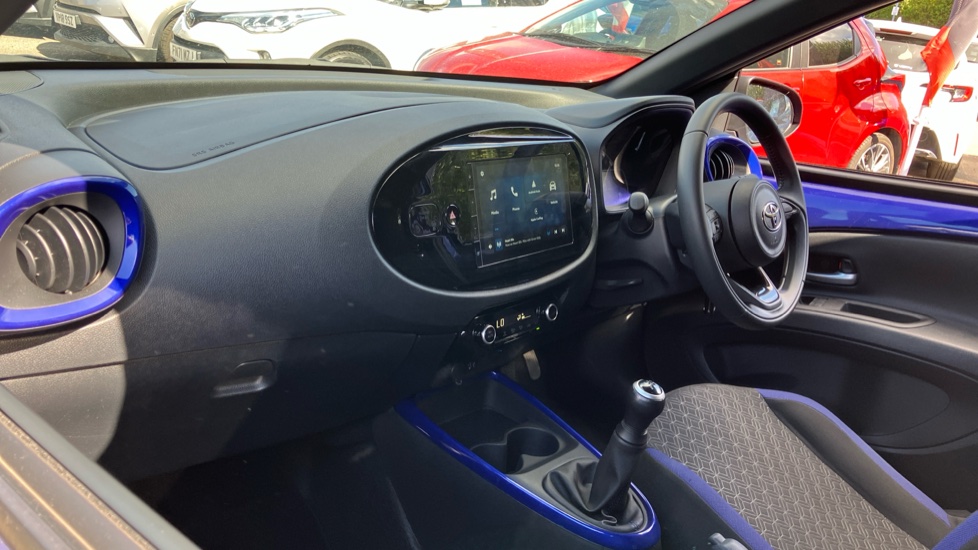 Toyota Aygo X 1.0 VVT-i Edge 5dr Petrol Hatchback - Image 59