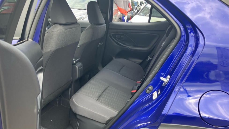 Toyota Yaris Cross 1.5 Hybrid Design 5dr CVT Hybrid Estate - Image 15