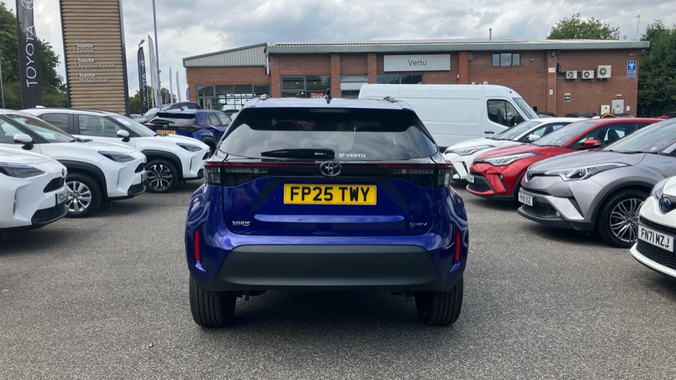 Toyota Yaris Cross 1.5 Hybrid Design 5dr CVT Hybrid Estate - Image 26